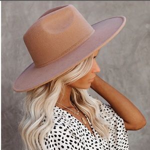 Rocky Mountain Hat - Tan